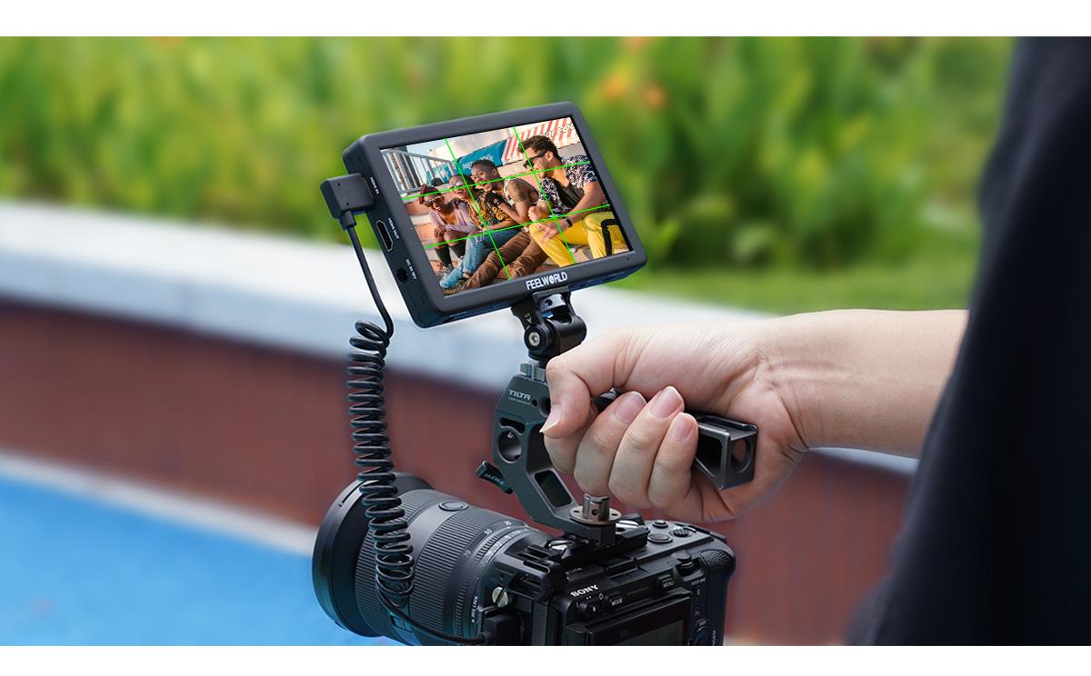 flexible shooting monitor